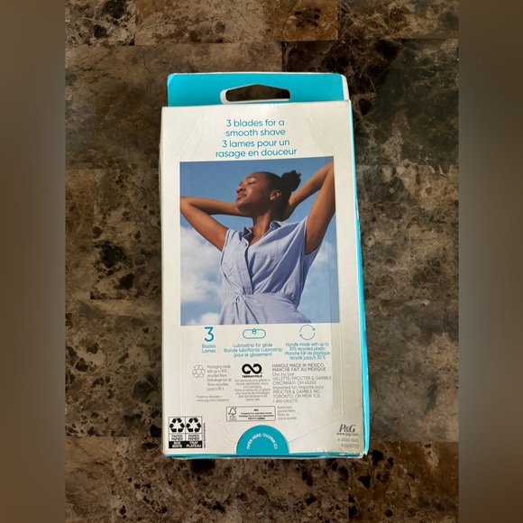 Gillette Venus Smooth Razor Blue  1 Razor Bodycare Personal Care Beauty New - Picture 2 of 3